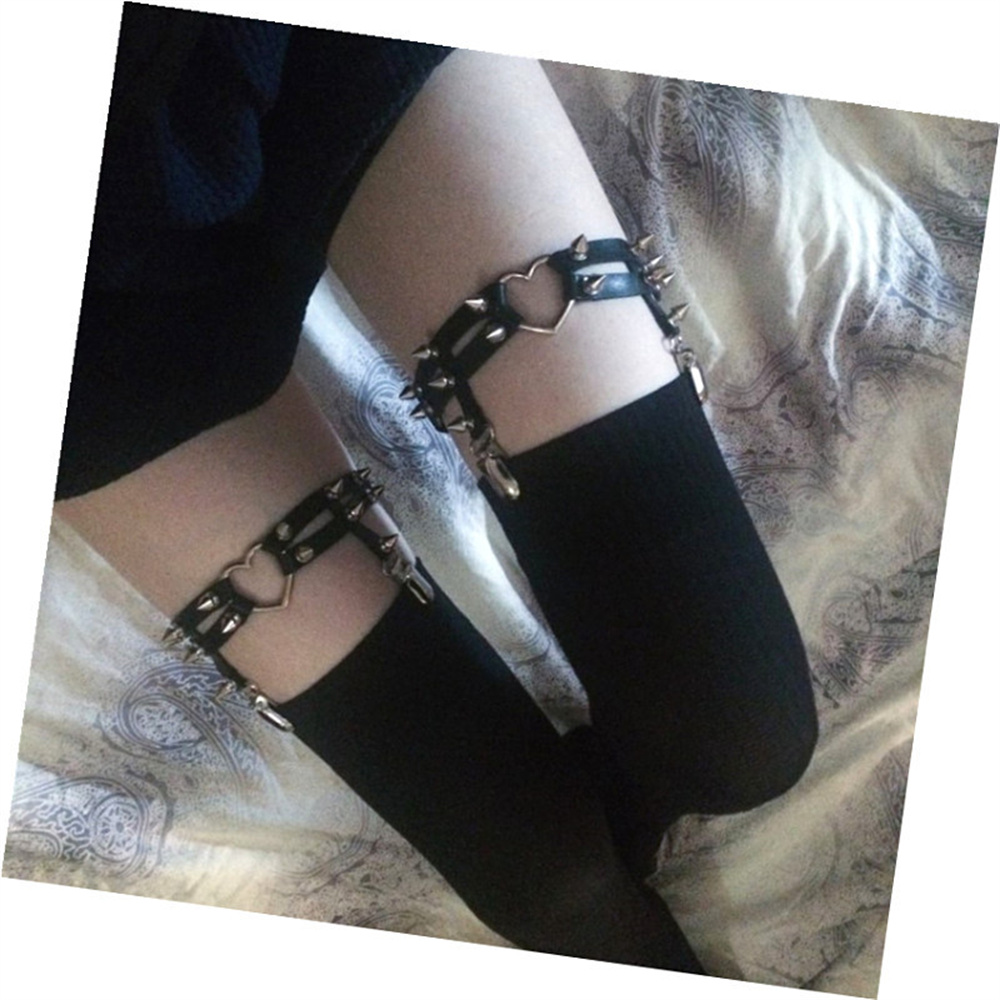 1 stks Vrouwen Punk Goth Hart  - Body Jewelry Leg Chain recensie en prijs