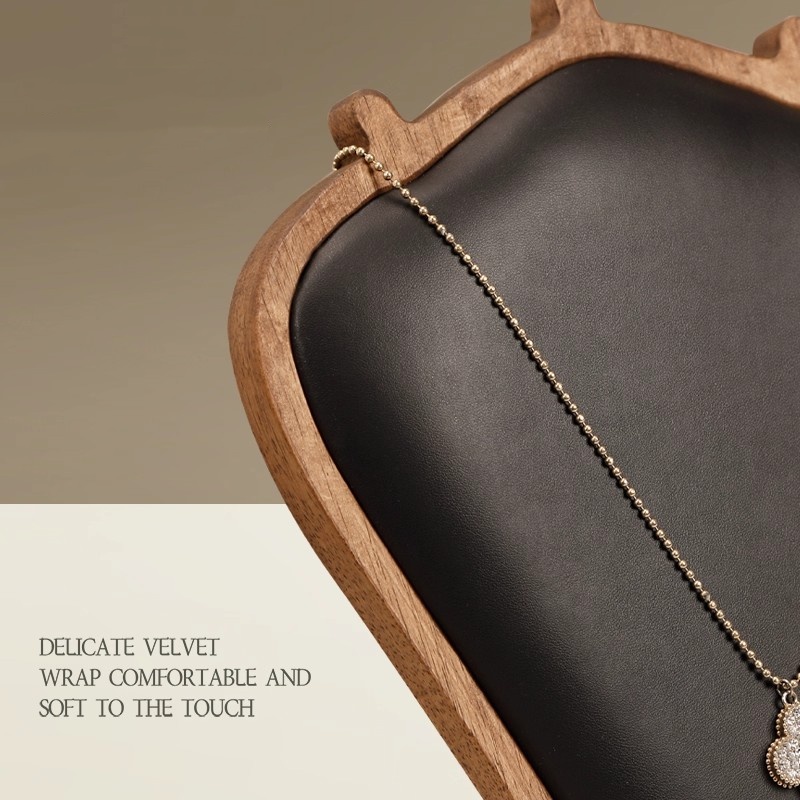 Houten kettingdisplaystandaard - Body Jewelry In Store recensie en prijs